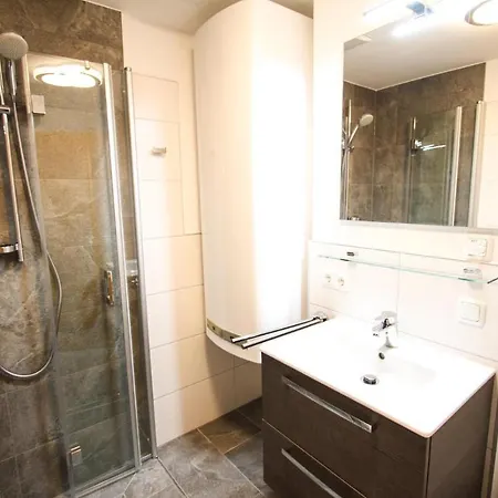 Ferienwohnung Koenigsleiten 63 - Top 17 *